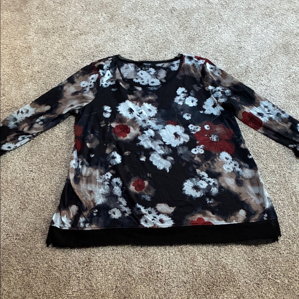 Simply Vera Vera Wang Women’s Black Floral Blouse Size Medium - Picture 3 of 7